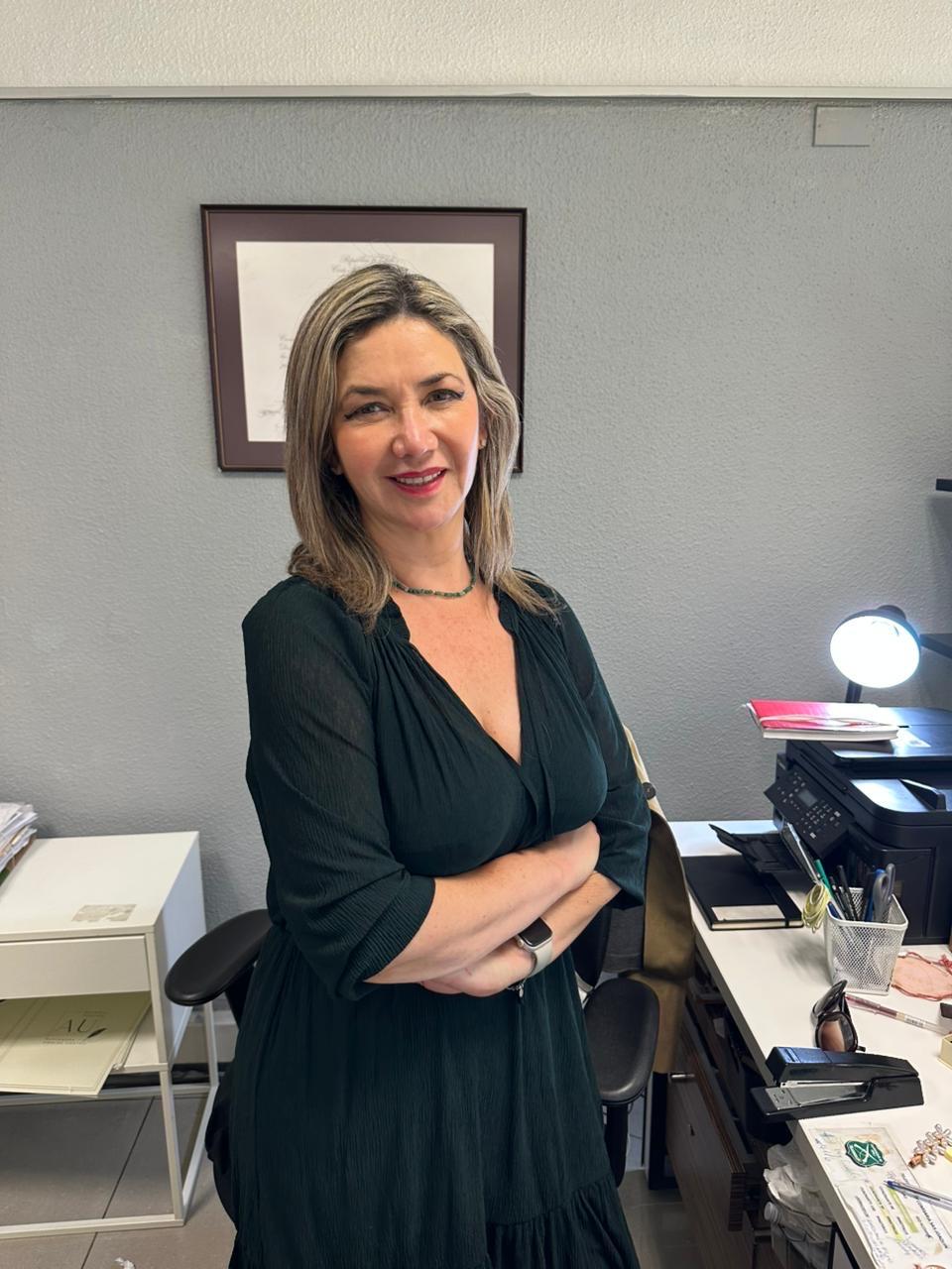 Alejandra Ugalde Castro — Notaria Pública, 7ª Notaría de San Miguel