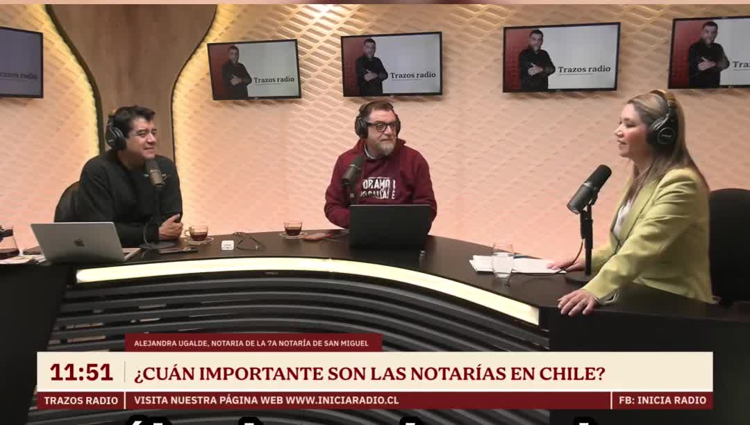 Alejandra Ugalde, Notaria de la 7ª Notaría de San Miguel, en el programa Trazos Radio
